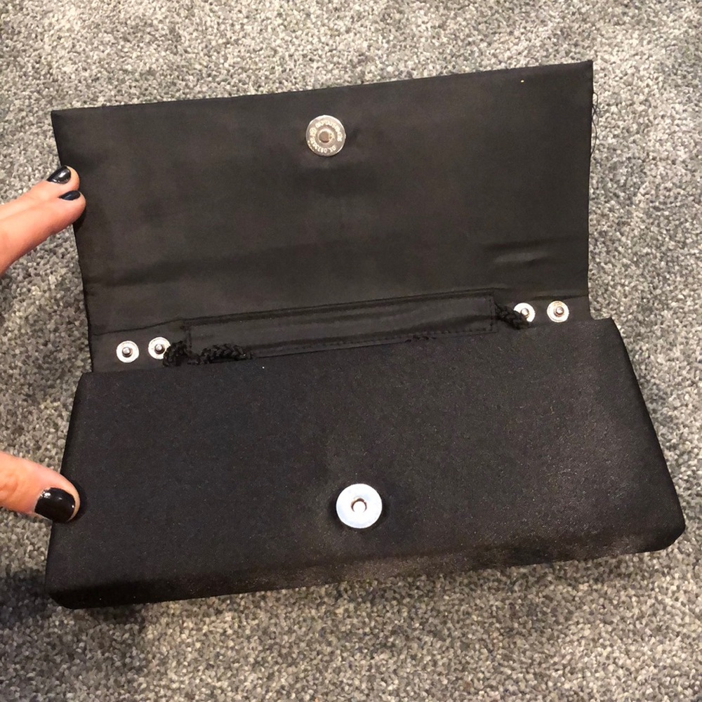 Beaded clutch - Picture 2 of 4